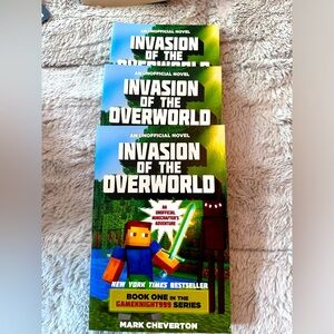 MINECRAFT Invasion of the World Book
